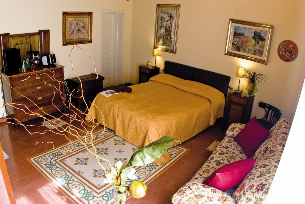 بارليتا Vinslounge Suite الغرفة الصورة